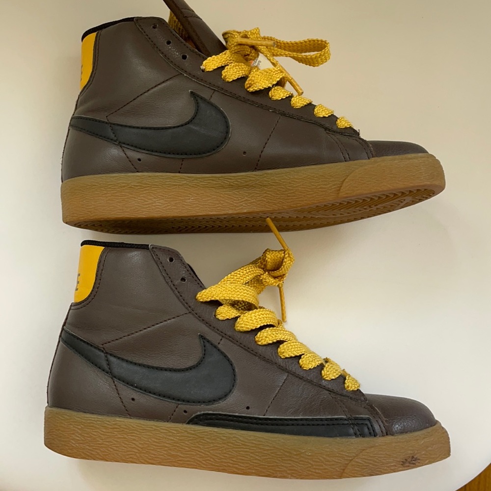 Vintage Leather Nike Blazers
